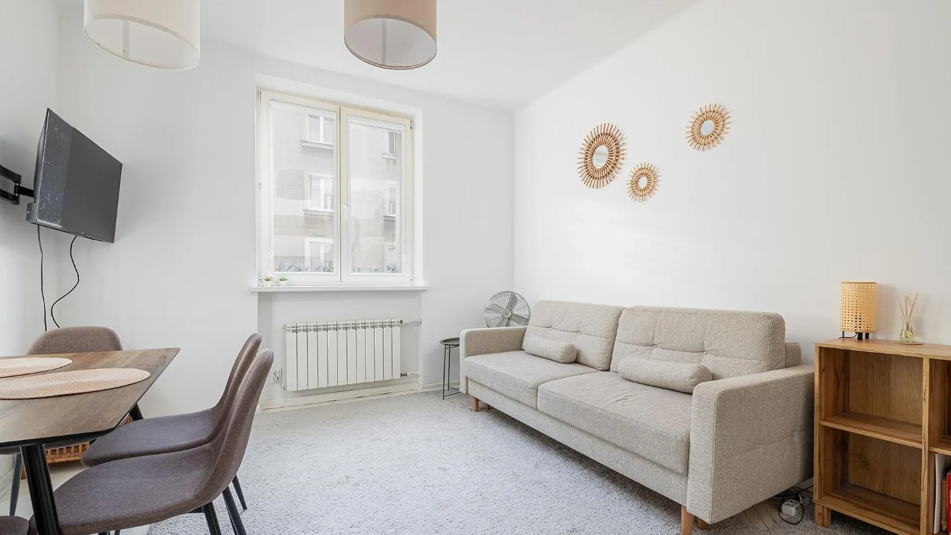 Rentplanet - Apartament Sniadeckich Varsovia