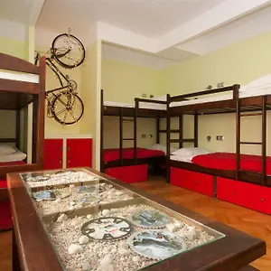  Albergue Helvetia Center And Old Town